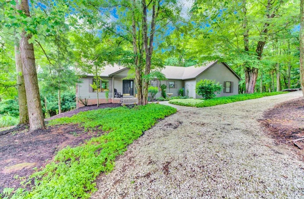 38 Choctaw Trail, Malvern, Ohio 44644,MLS Now Listing ID