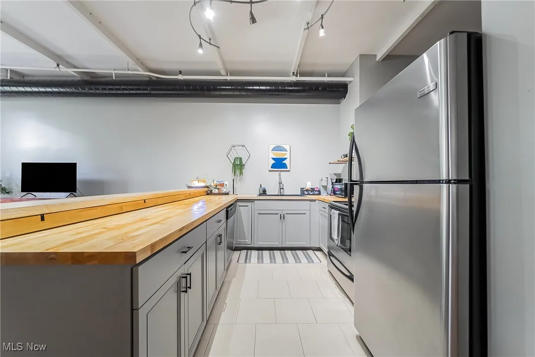 1133 W 9th Street # 305, Cleveland, Ohio,MLS Now Listing ID