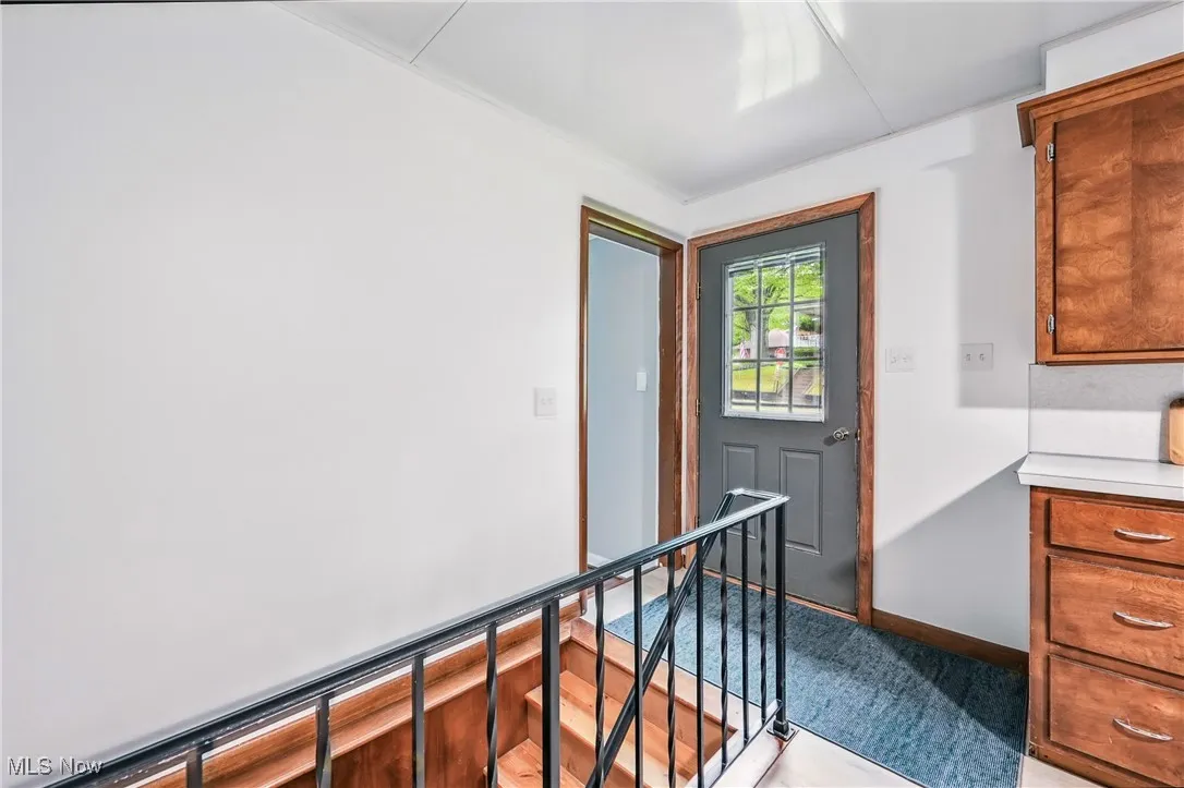 Enter to the kitchen area