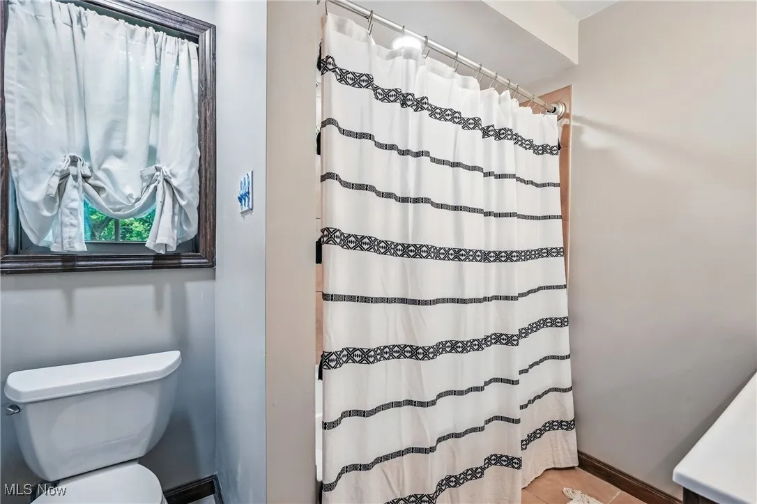 Full Bath with tub and shower