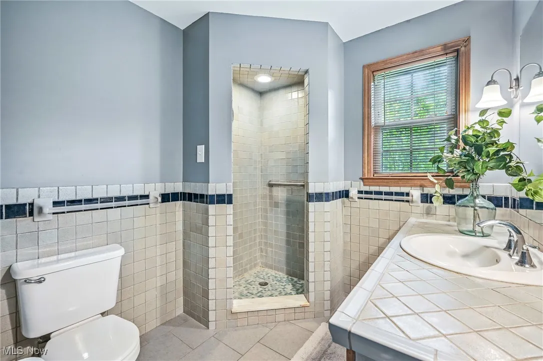 Primary Bath with shower