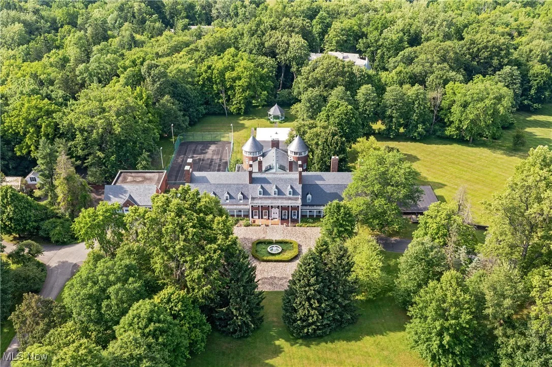3450 Roundwood Road, Hunting Valley, Ohio,MLS Now Listing ID