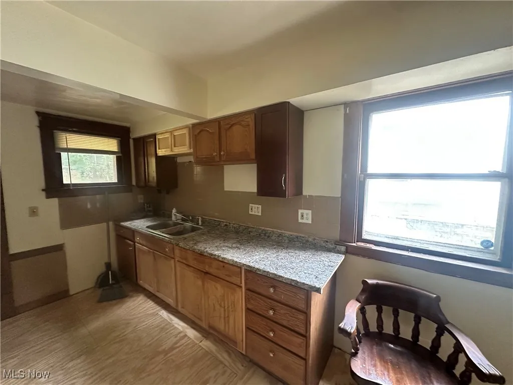 27 E Emerling Avenue, Akron, Ohio,MLS Now Listing ID