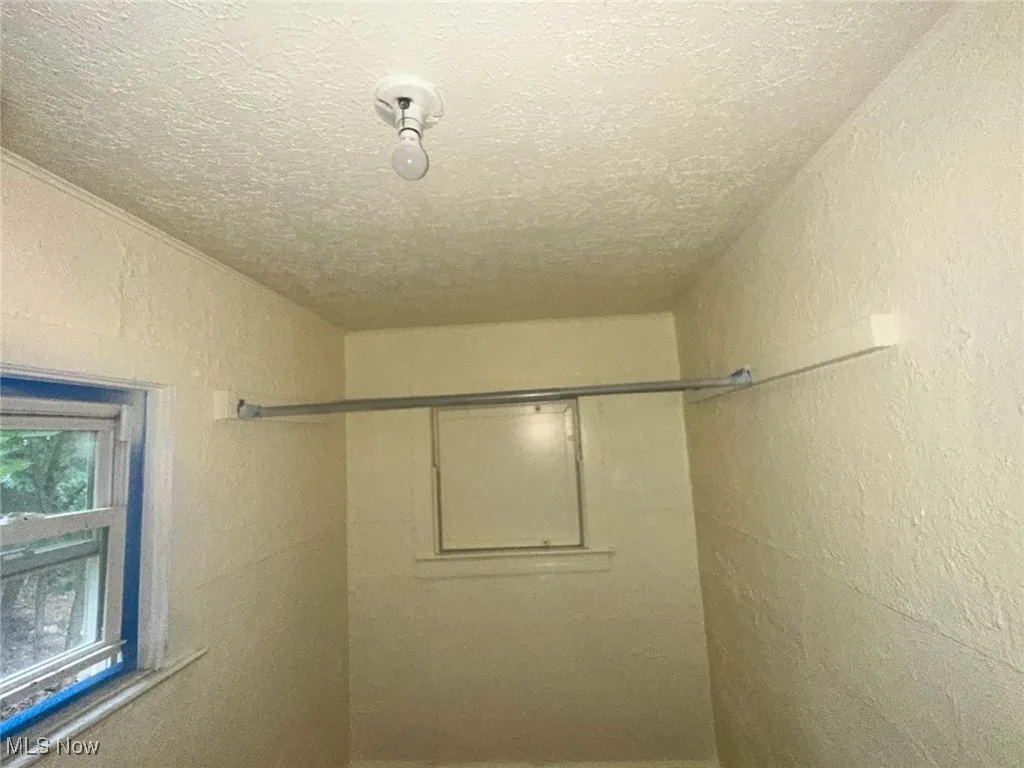 27 E Emerling Avenue, Akron, Ohio,MLS Now Listing ID