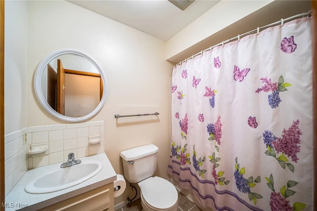 Bath in Hallway