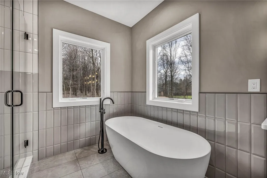 28200 Pike Drive, Orange Village, Ohio,MLS Now Listing ID