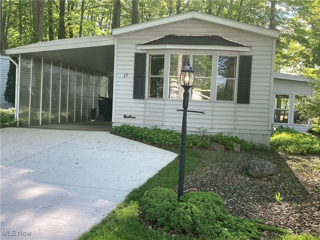 1229 Columbiana Lisbon Road # 39, Columbiana, Ohio,MLS Now Listing ID