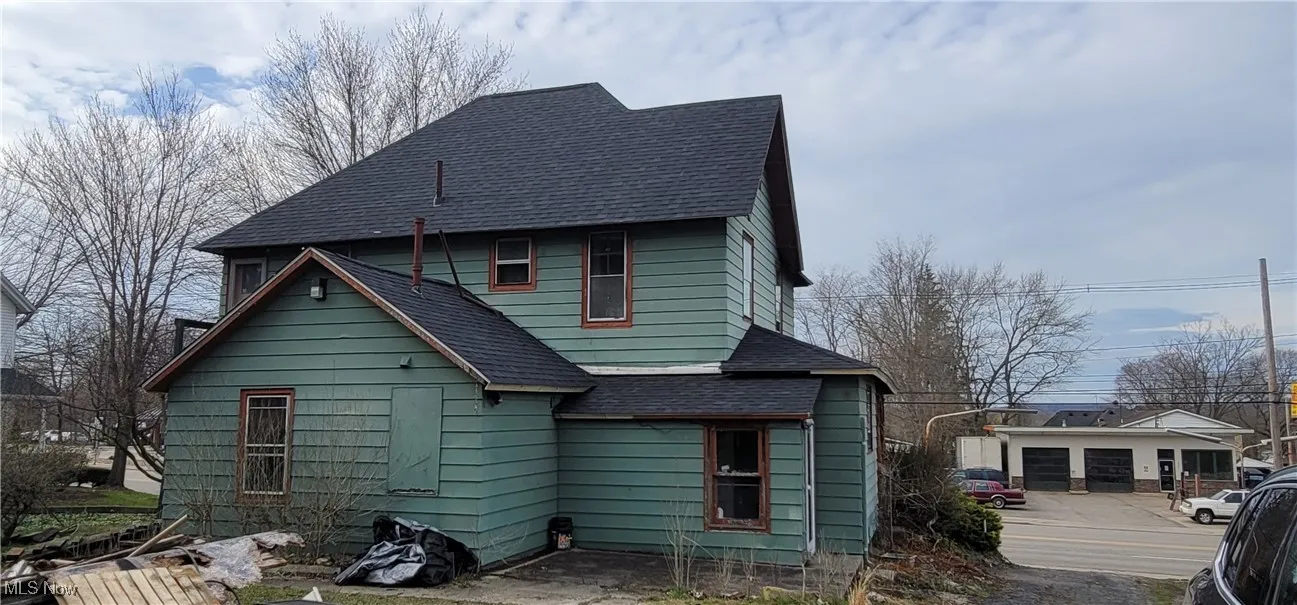 323 W Liberty, Hubbard, Ohio,MLS Now Listing ID