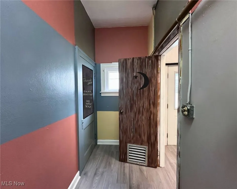 Opposite view of the fun Bathroom with chalkboard for easy messaging