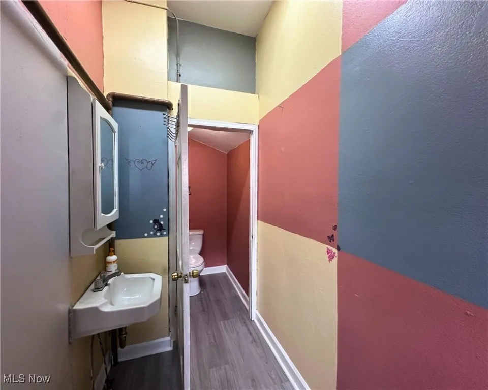 A fun bathroom, right?!! Privacy is important!