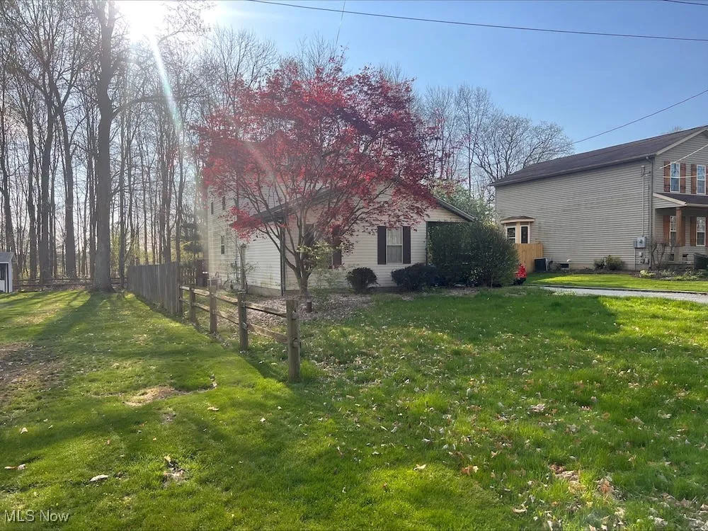 View of side of home