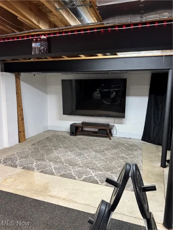 Detailed view of concrete floors