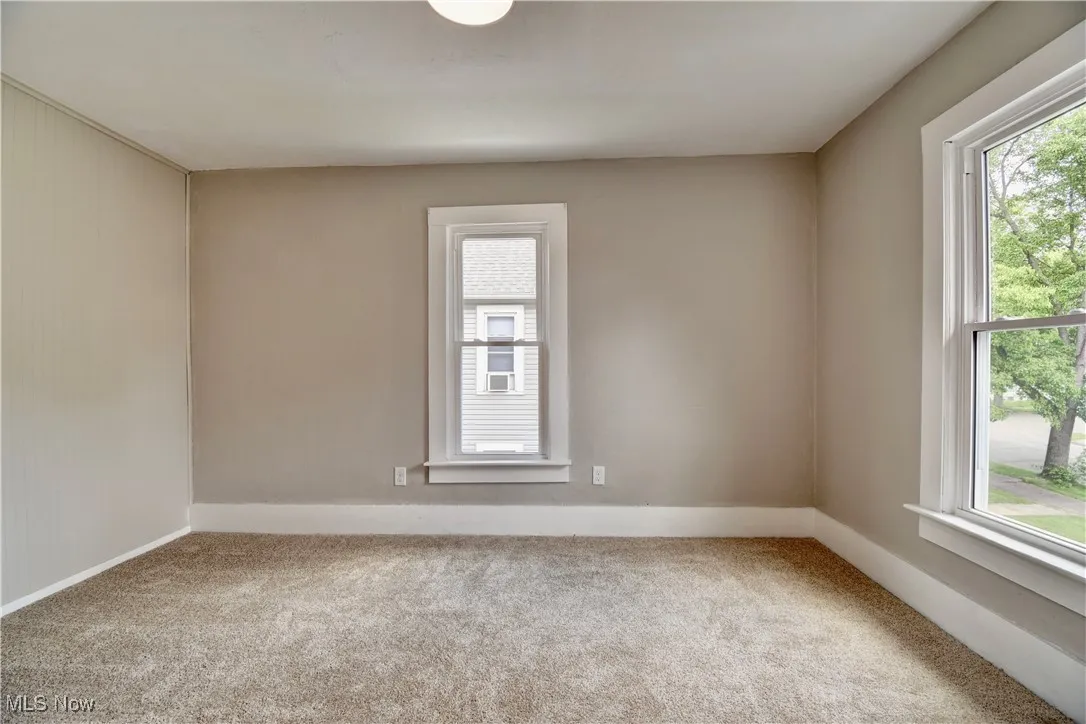 2 Bedroom