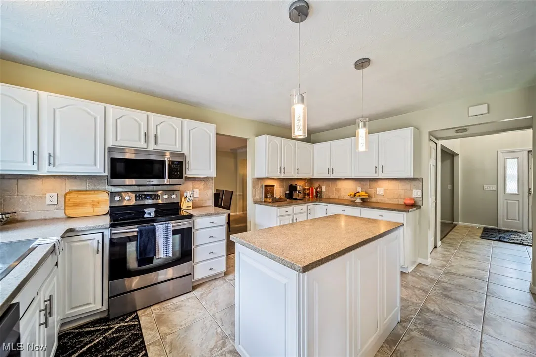 20393 Wildwood Lane, Strongsville, Ohio 44149,MLS Now Listing ID