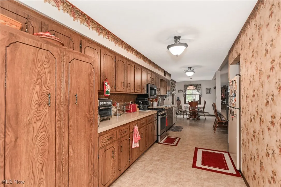 5016 E Pleasant Valley Road, Independence, Ohio 44131,MLS Now Listing ID