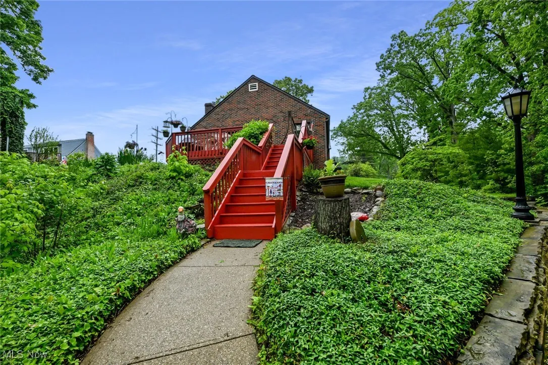 5016 E Pleasant Valley Road, Independence, Ohio 44131,MLS Now Listing ID