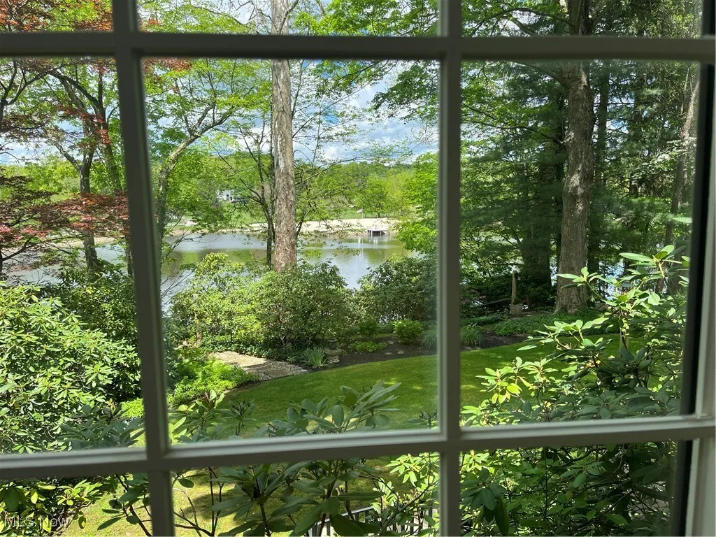8330 Lucerne Drive, Chagrin Falls, Ohio,MLS Now Listing ID