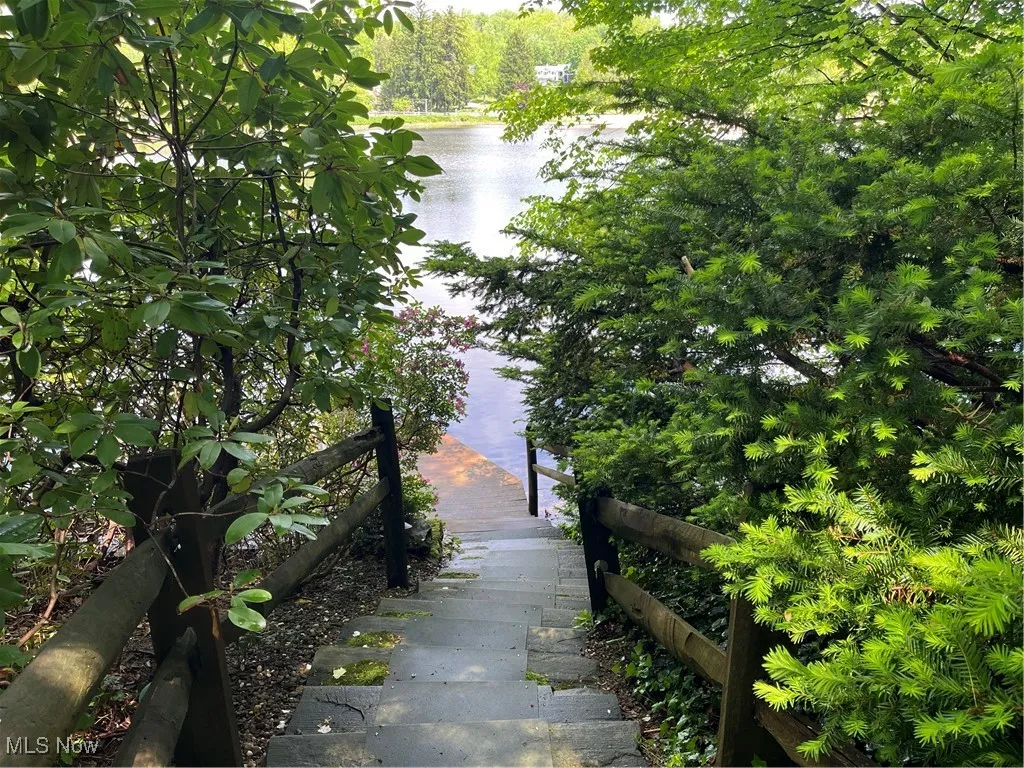 8330 Lucerne Drive, Chagrin Falls, Ohio,MLS Now Listing ID