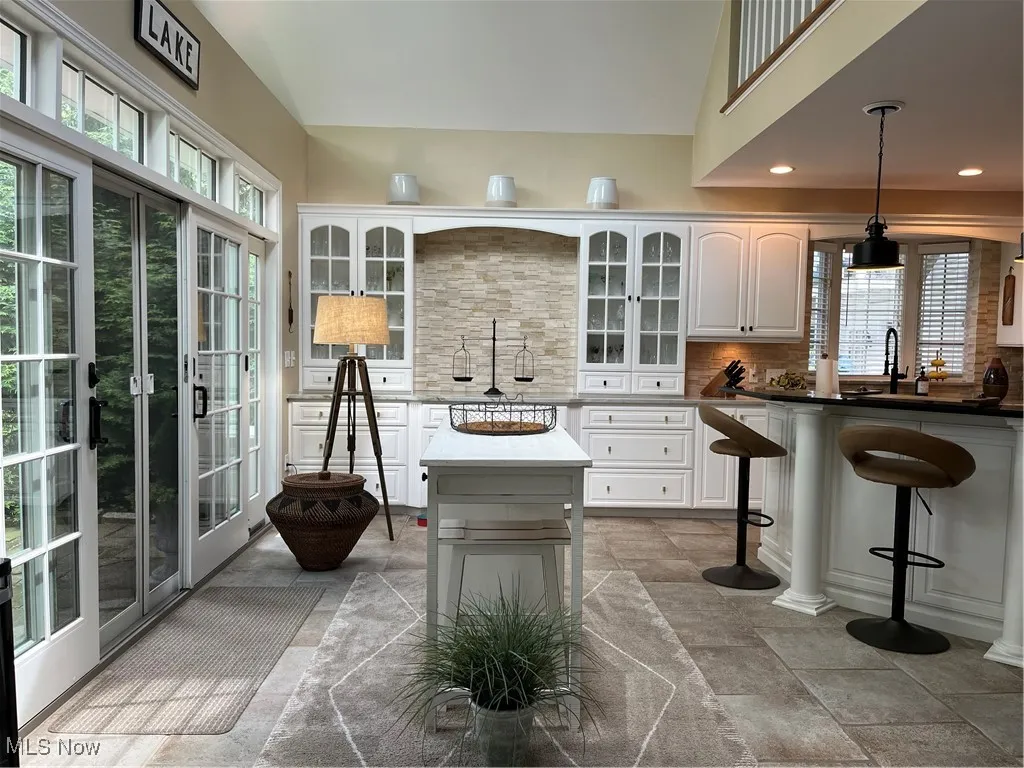 8330 Lucerne Drive, Chagrin Falls, Ohio,MLS Now Listing ID