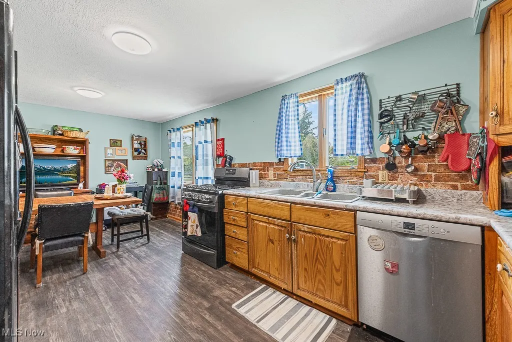 5869 Beechwood Avenue, Alliance, Ohio,MLS Now Listing ID