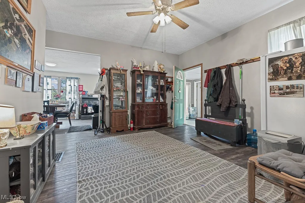 5869 Beechwood Avenue, Alliance, Ohio,MLS Now Listing ID