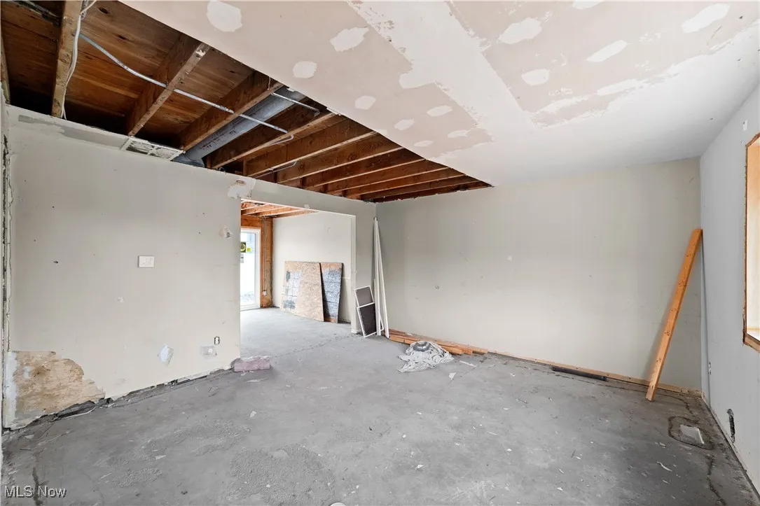 3960 W Erie Avenue, Lorain, Ohio,MLS Now Listing ID