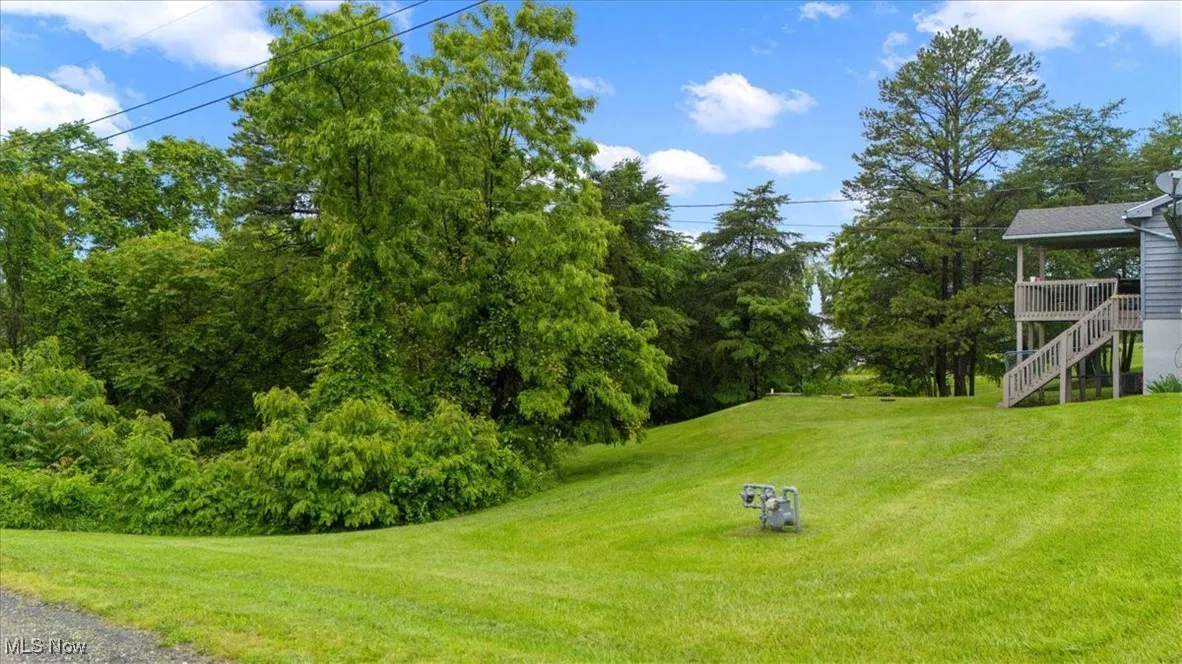 Plenty of room to enjoy nature and the trees offer privacy.