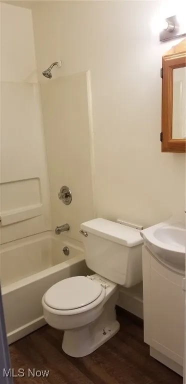 3022 (3 Bedroom) - Bathroom