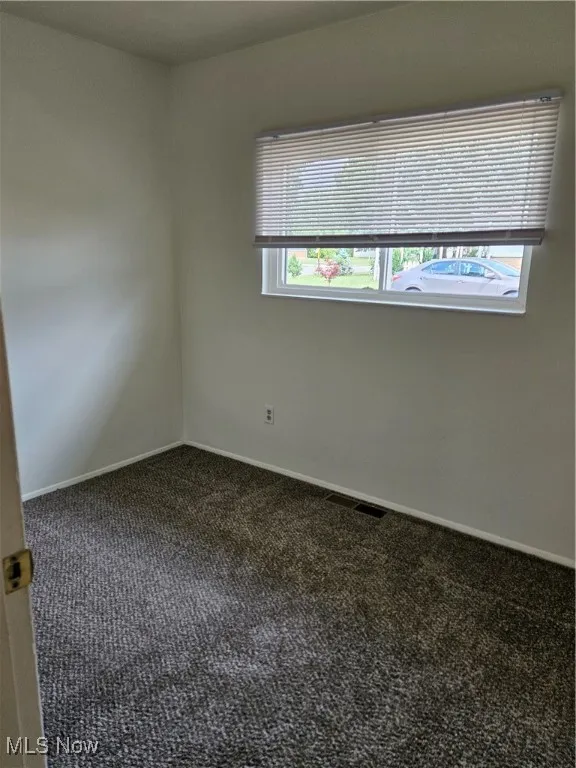 3033 (3 Bedroom) - bedroom
