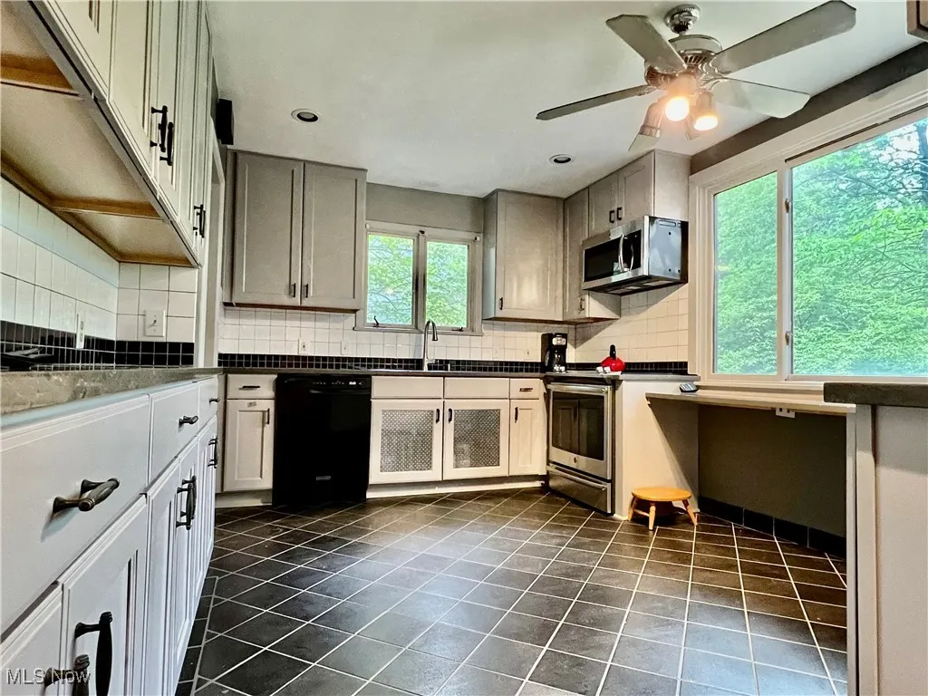 16215 Oakhill Road, East Cleveland, Ohio,MLS Now Listing ID