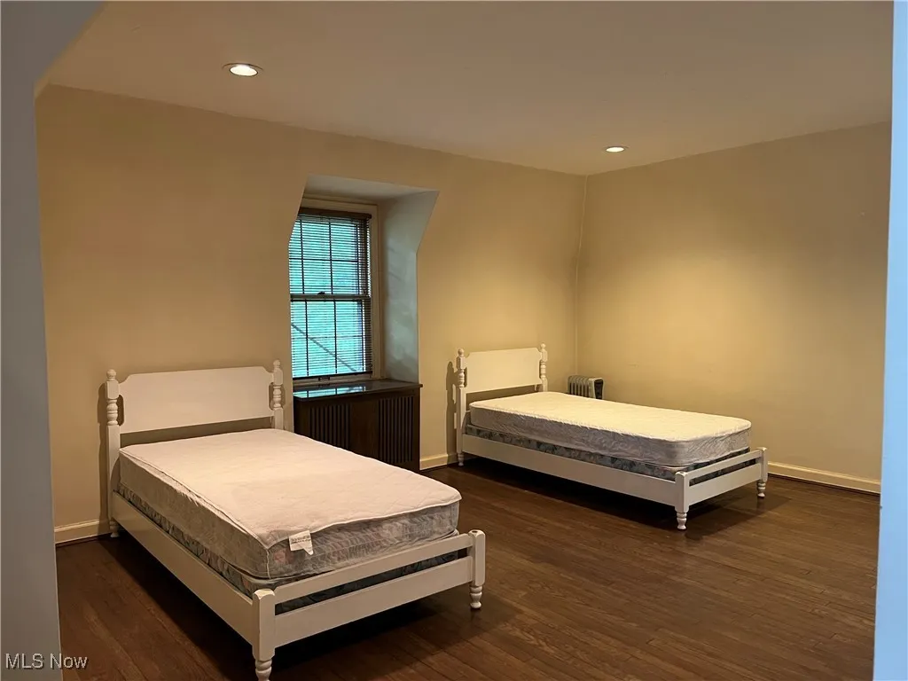 Bedroom - 2