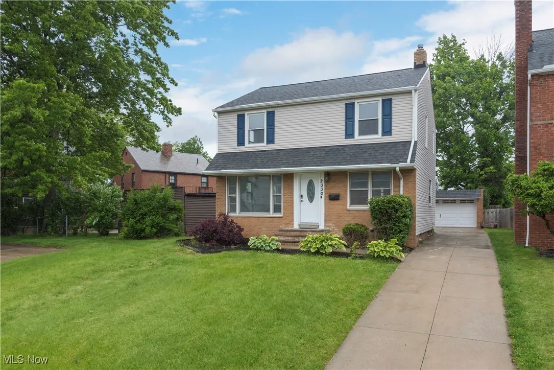 4 bedroom, 2 full bath, newly renovated!