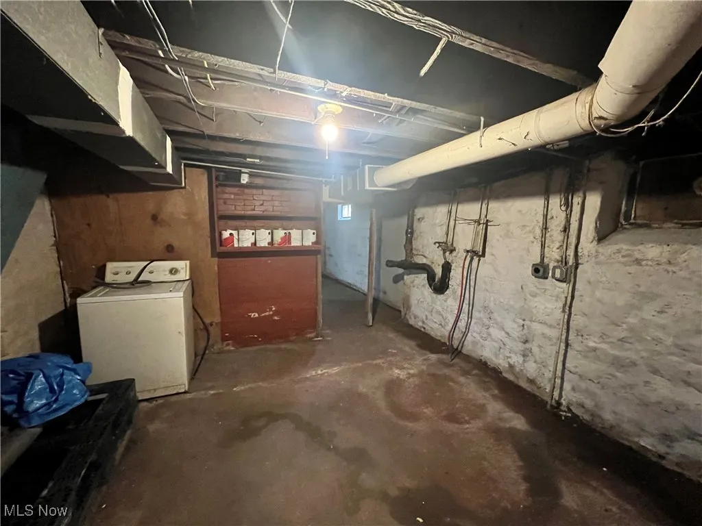 Basement with washer and dryer hook up