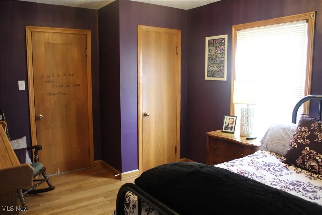 Upstairs bedroom5