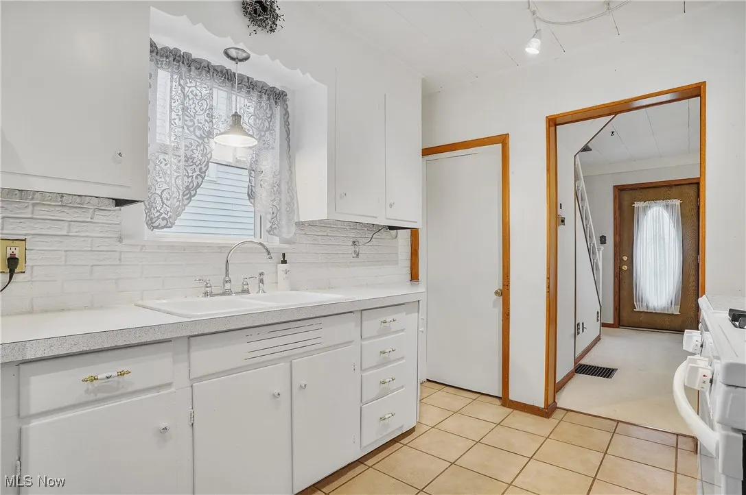 2049 Cook Street, Cuyahoga Falls, Ohio,MLS Now Listing ID