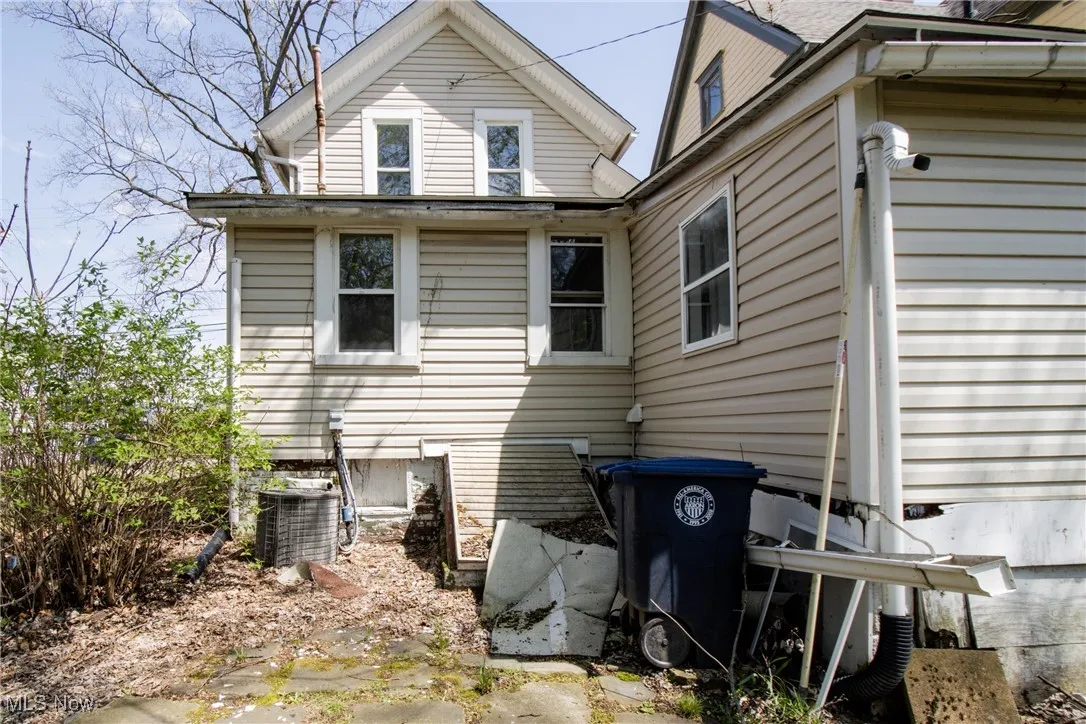 320 Crosby Street, Akron, Ohio,MLS Now Listing ID