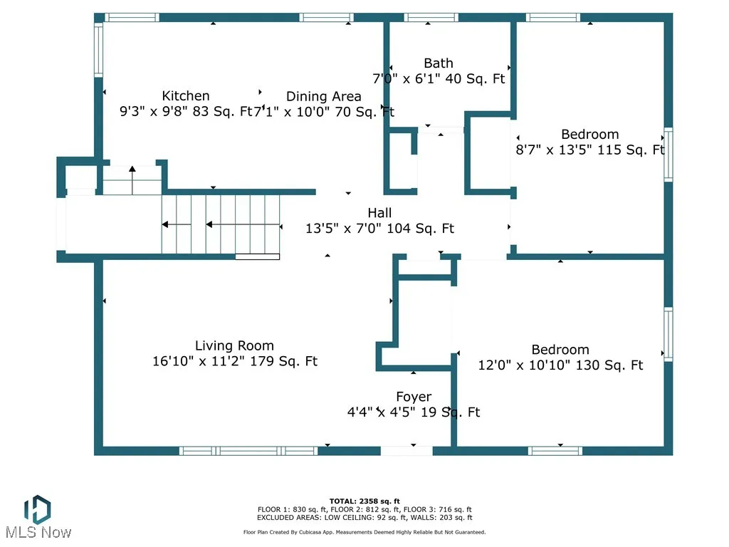Floor plan / room layout