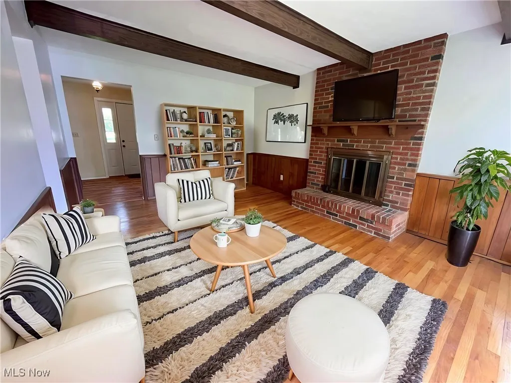 Family room - virtually staged