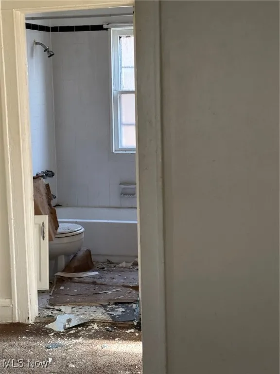 Full bath with toilet