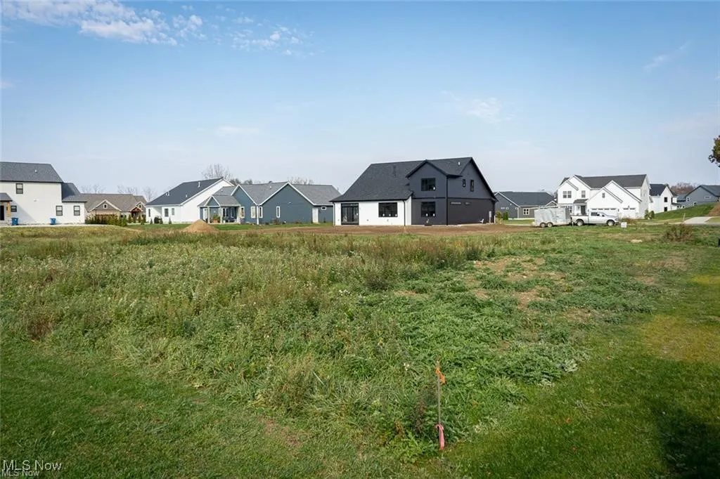 View of yard featuring a residential view