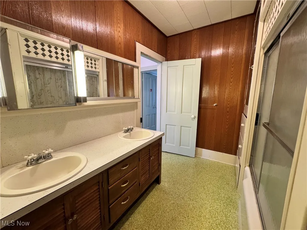 99 W Martin Street, East Palestine, Ohio,MLS Now Listing ID