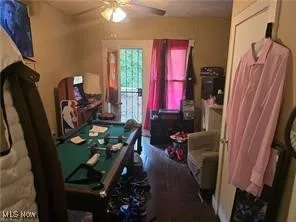 Dining area with ceiling fan