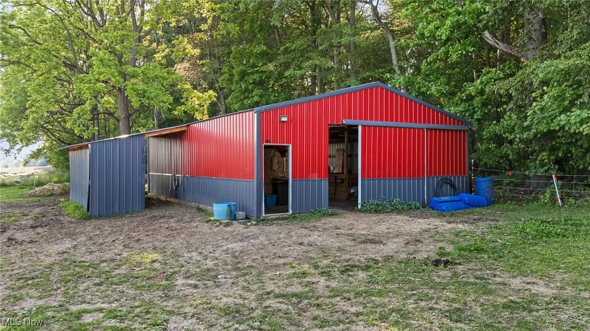 Barn