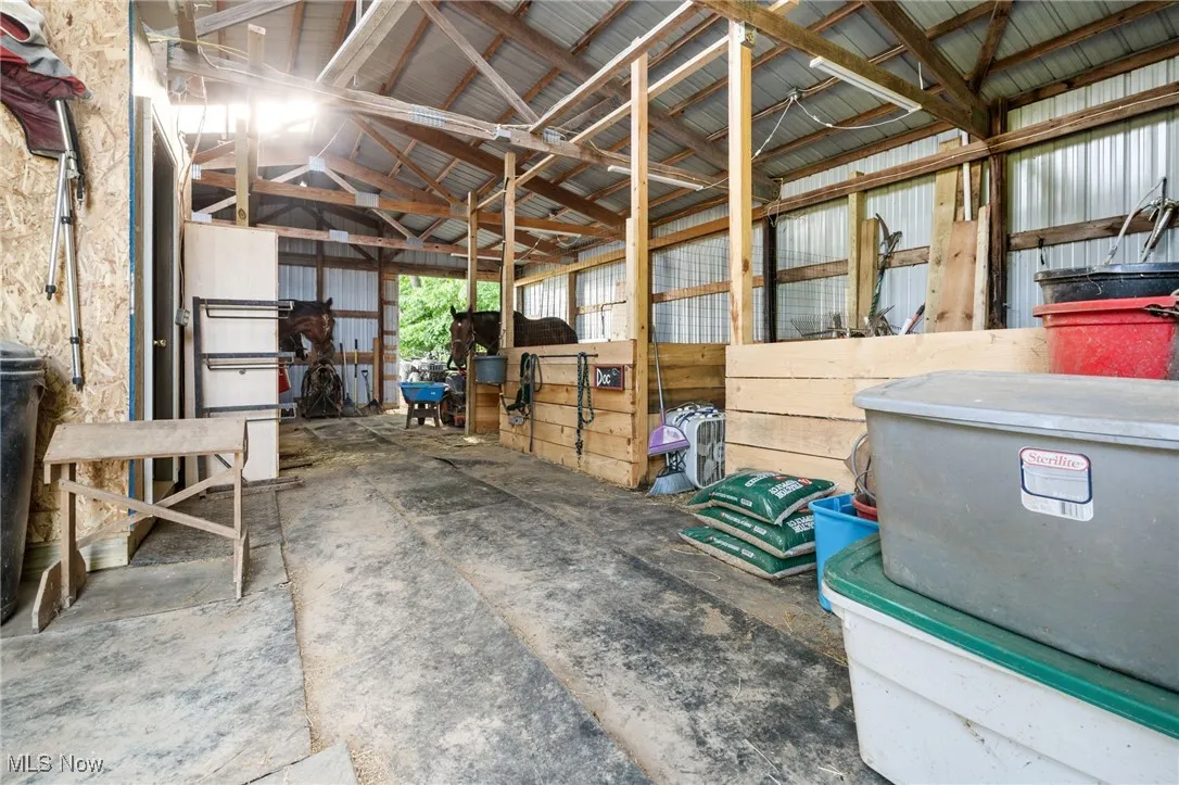 Barn