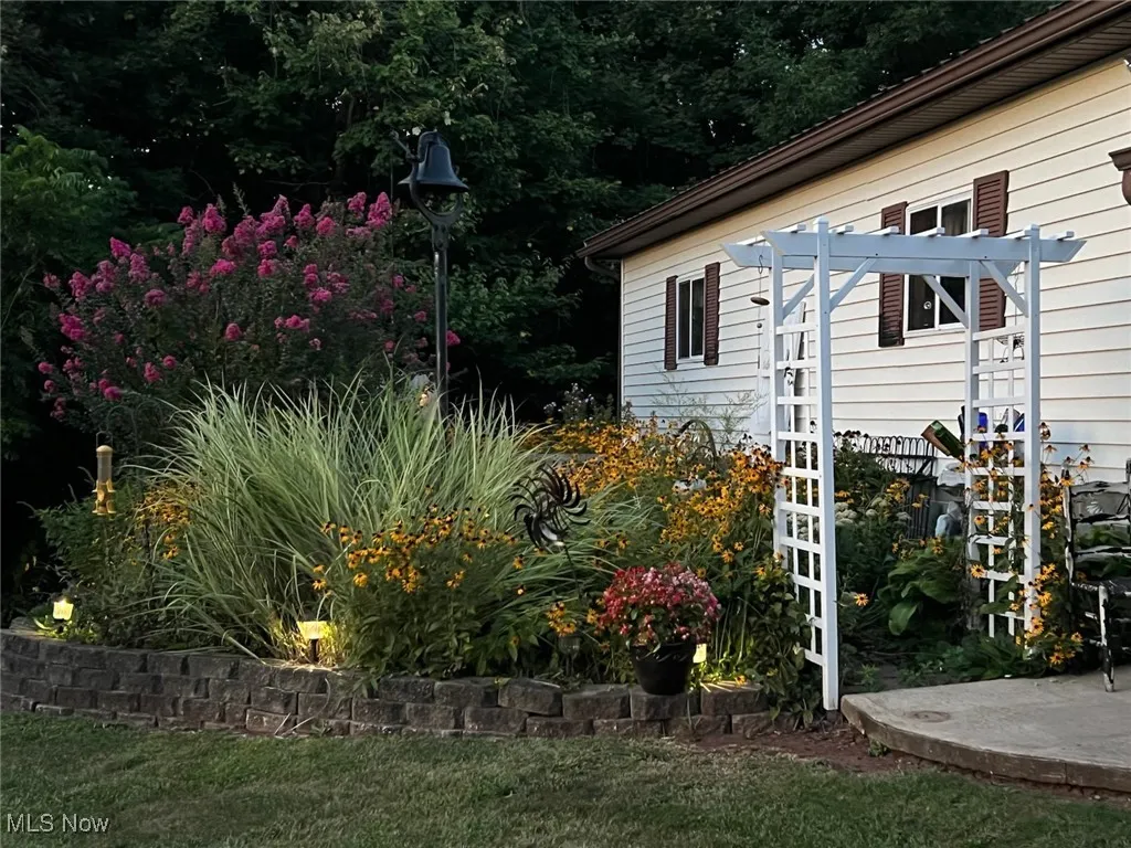 130 Maze rd, Belpre, Ohio 45714,MLS Now Listing ID