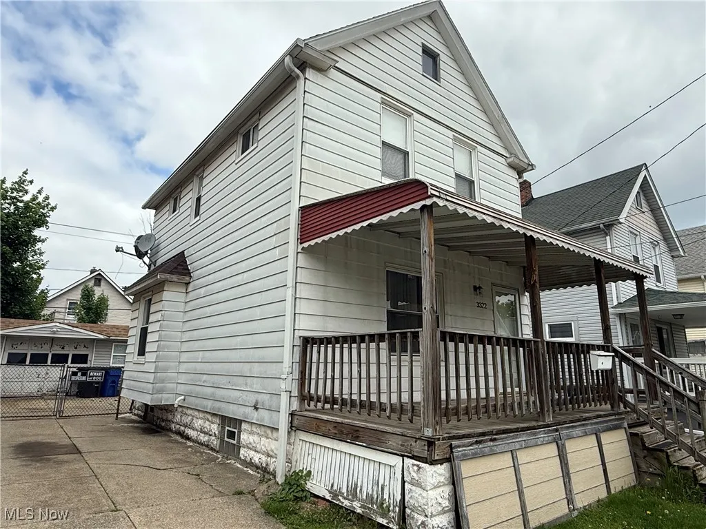 View of front of home with covered porch