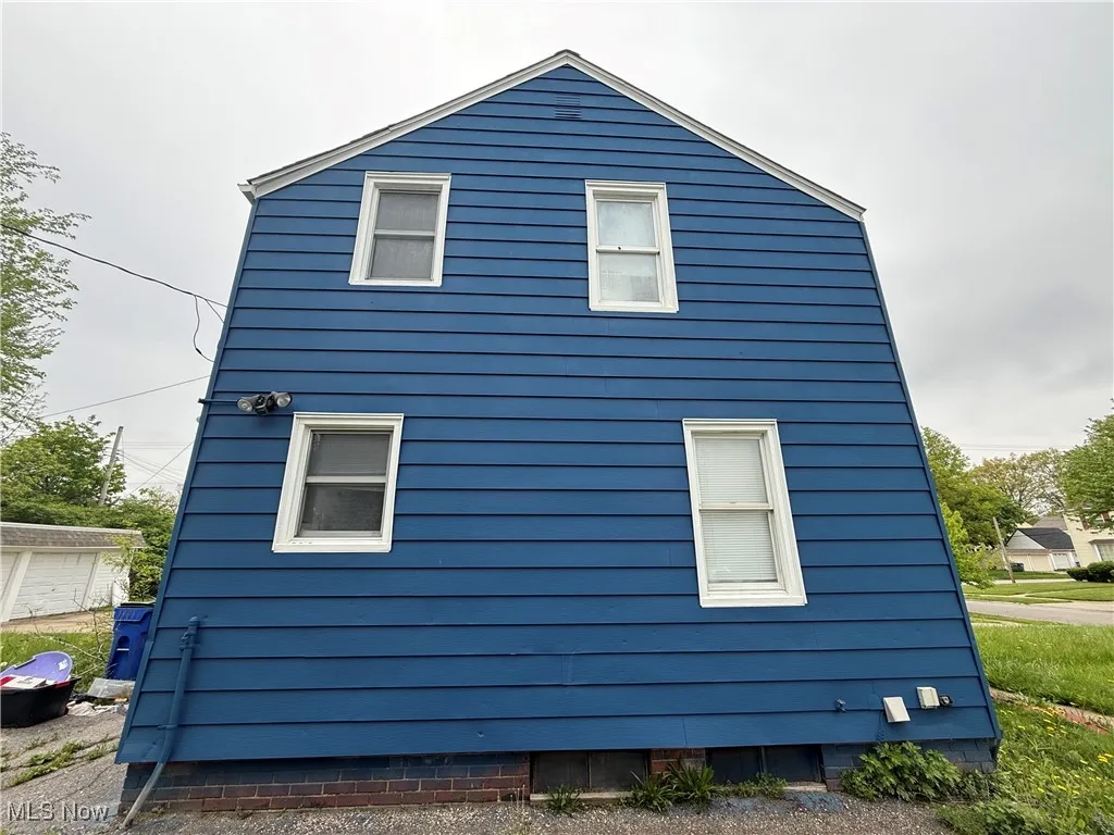 View of side of property