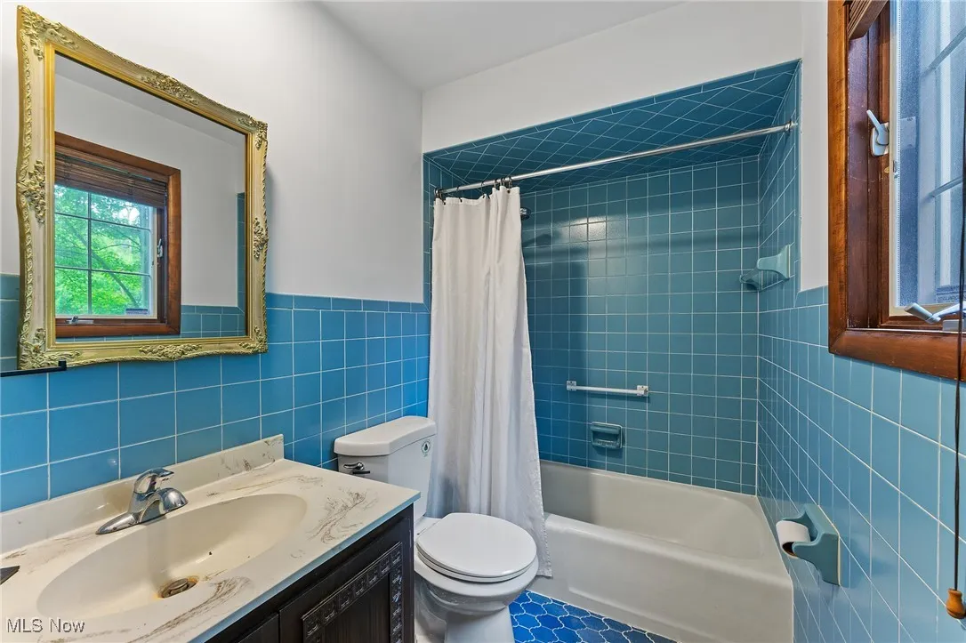 565 Hickory Hollow Drive, Canfield, Ohio,MLS Now Listing ID
