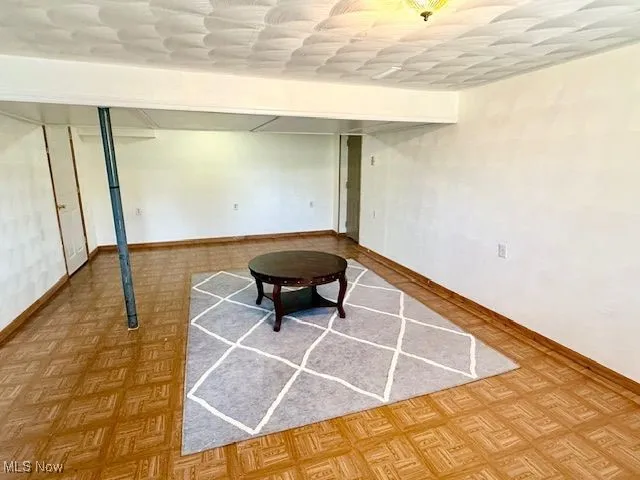 Finished below grade rec room