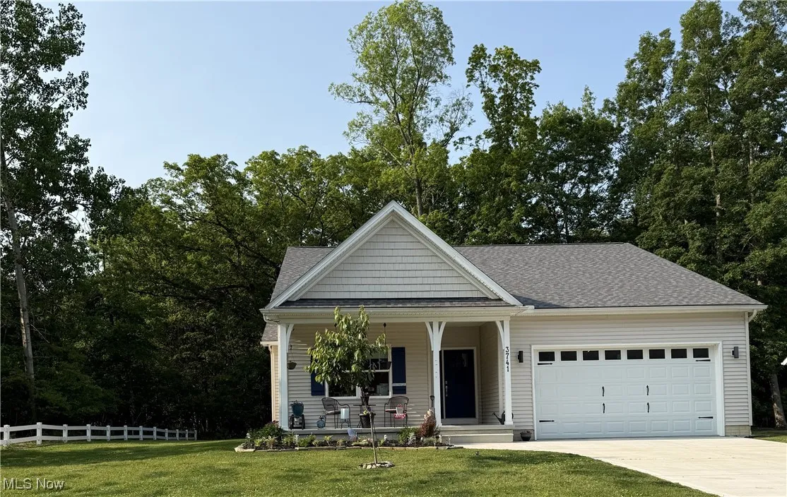 Welcome to 3741 Parkside Reserve Street in Vermilion!  Cassell Reservation MetroPark surrounds the property on the east and south sides!